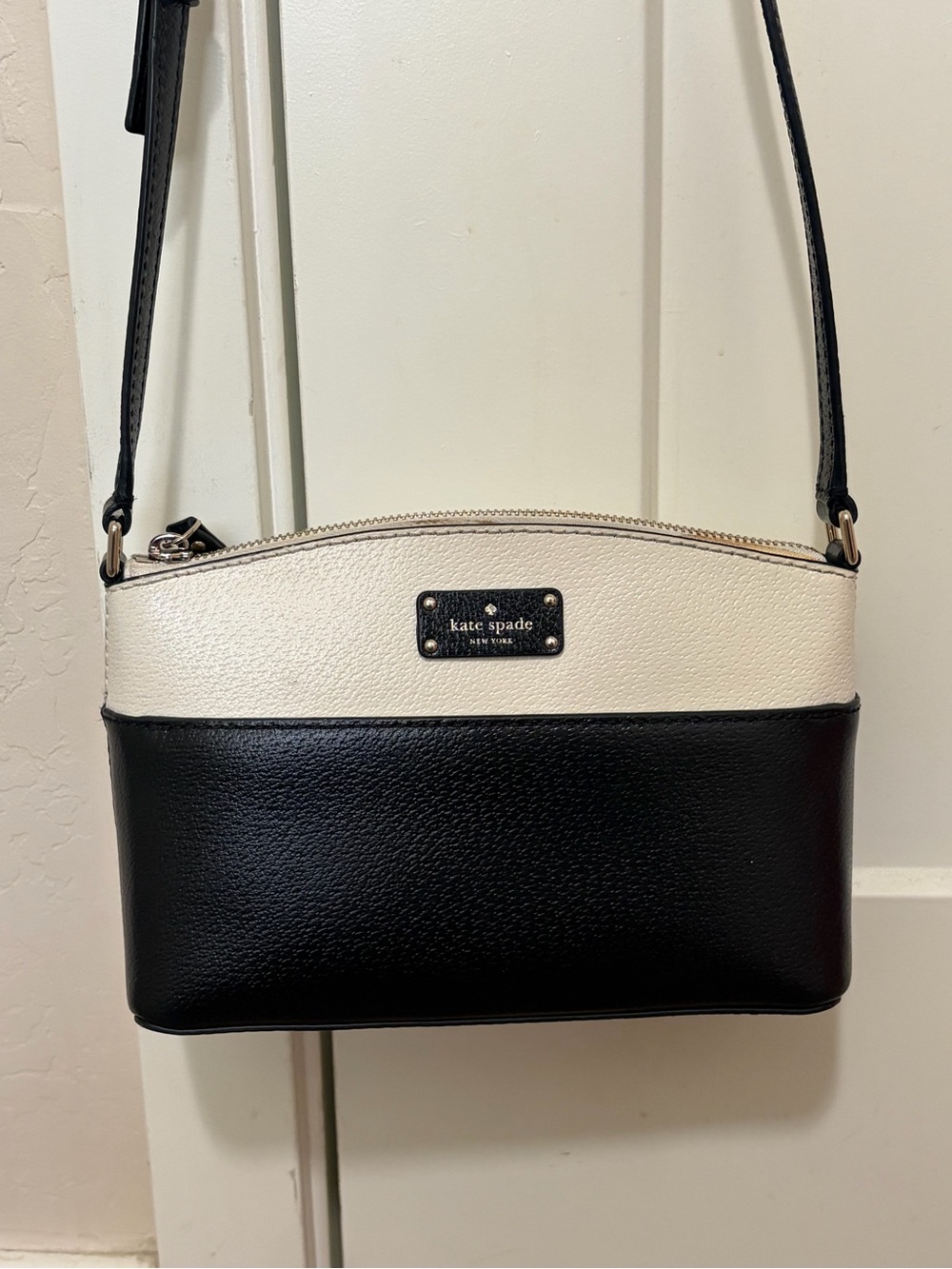 Kate Spade Millie Leather Crossbody Bag - Black / Beige